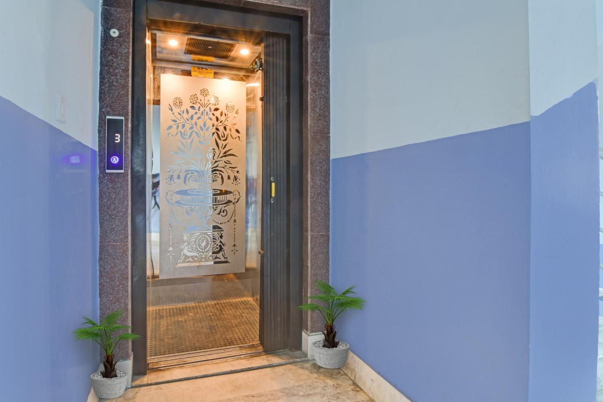 Hotel O Royal Residency كولكاتا المظهر الخارجي الصورة